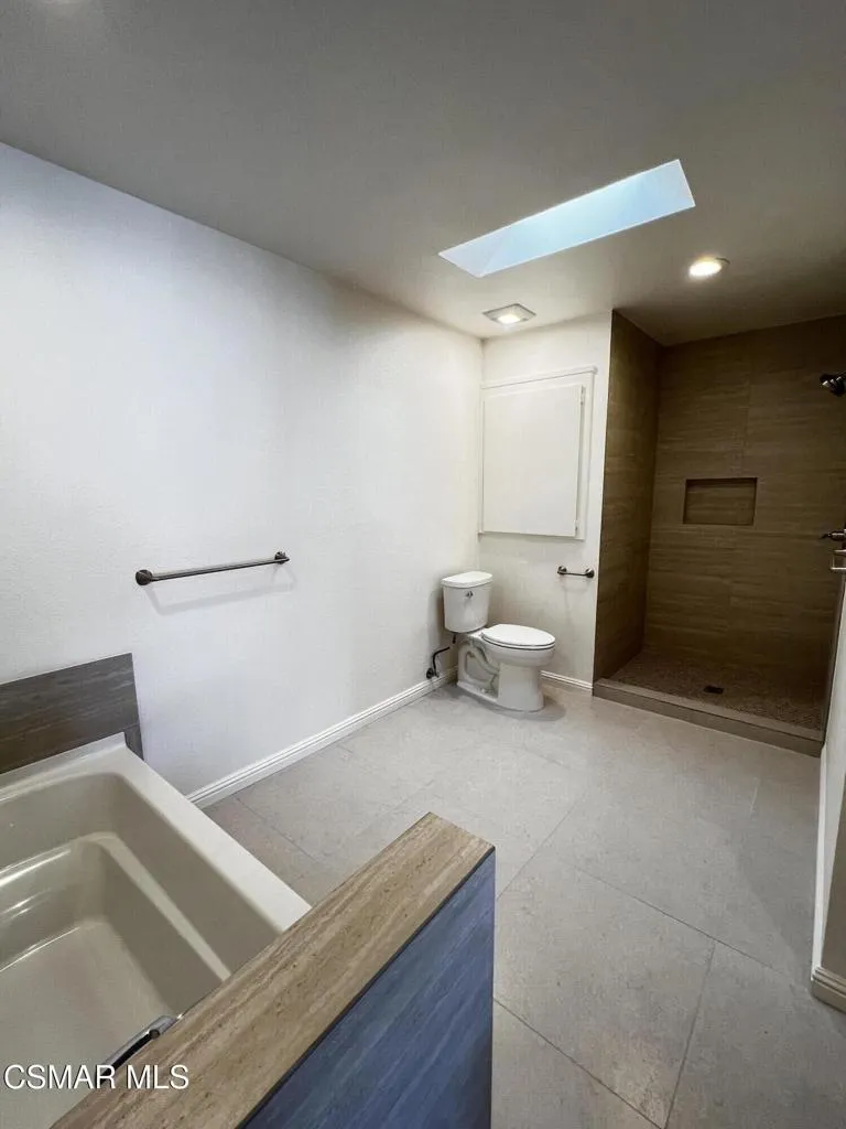 5401 Zelzah Avenue #133 Encino, CA 91316