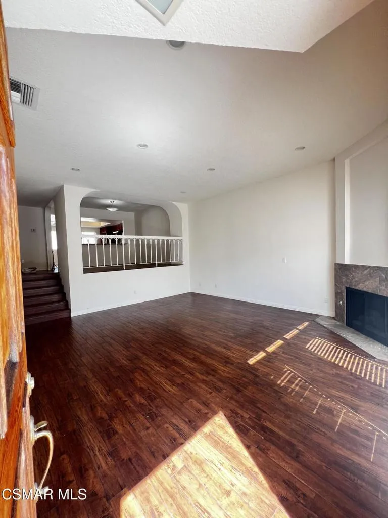 5401 Zelzah Avenue #133 Encino, CA 91316