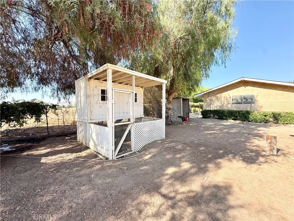 25210 California Hemet, CA 92545