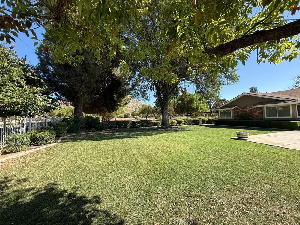 25210 California Hemet, CA 92545