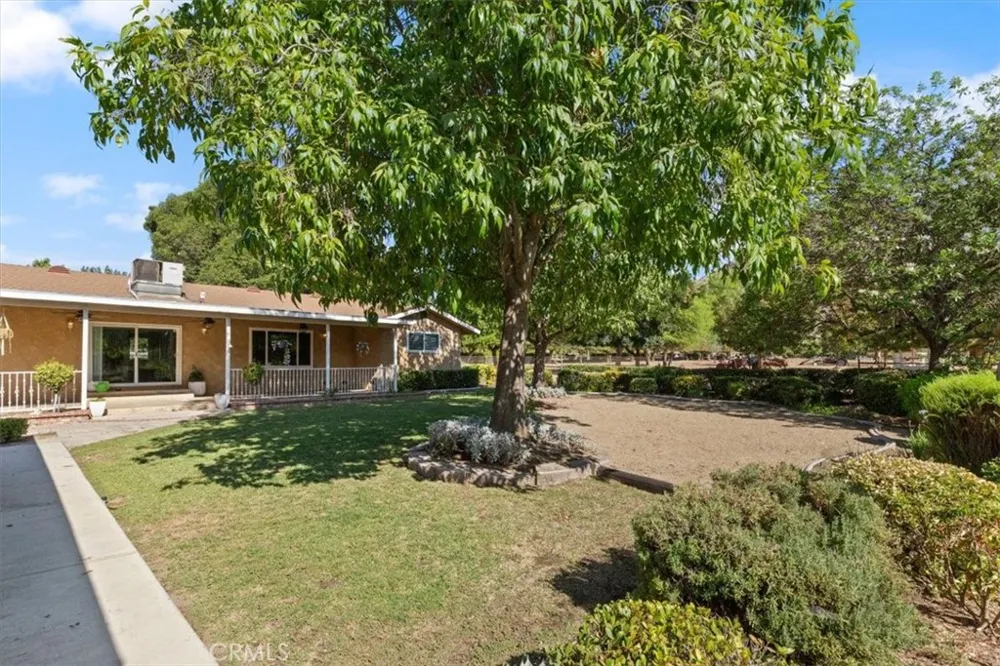 25210 California Hemet, CA 92545