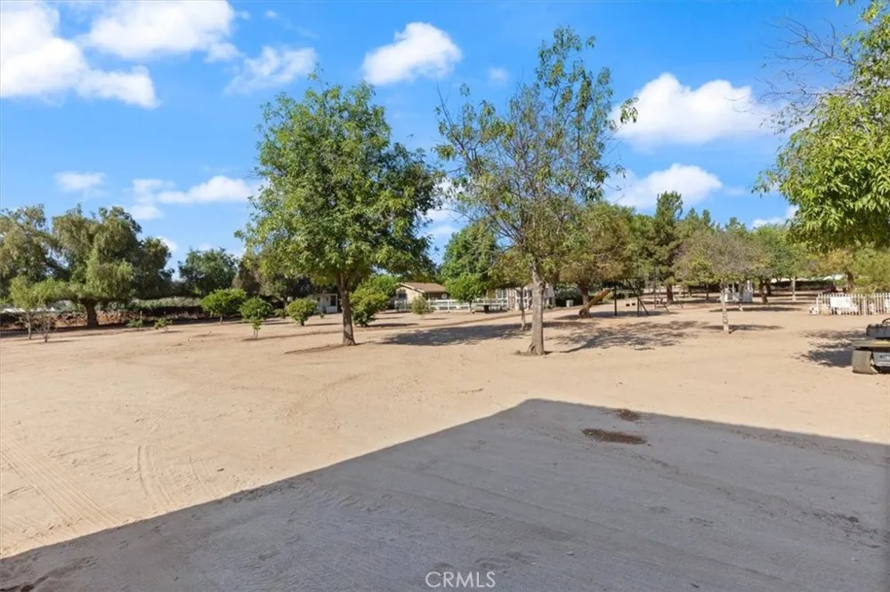 25210 California Hemet, CA 92545