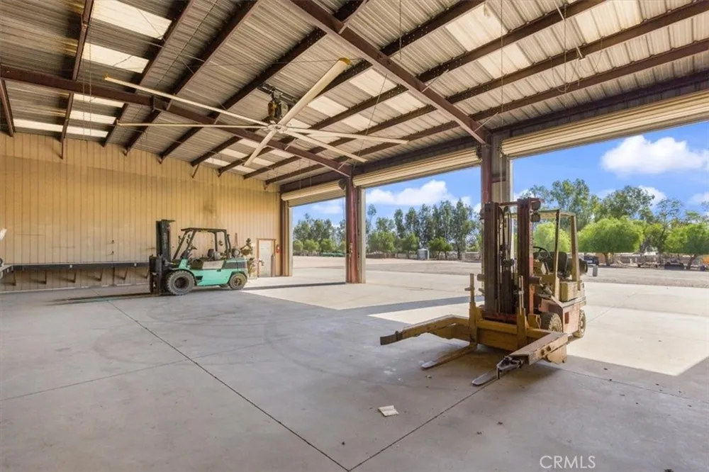 25210 California Hemet, CA 92545