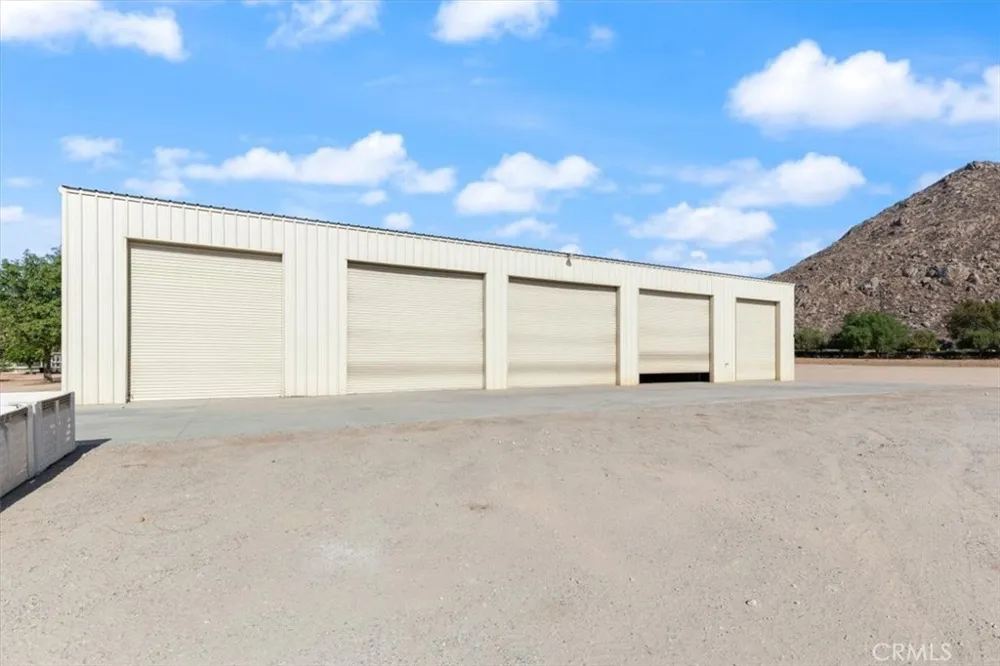 25210 California Hemet, CA 92545
