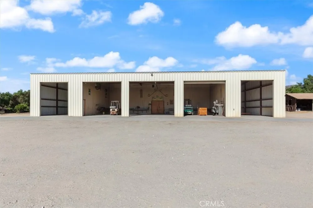 25210 California Hemet, CA 92545