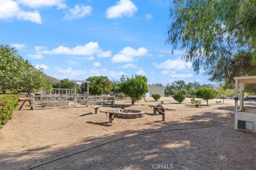 25210 California Hemet, CA 92545