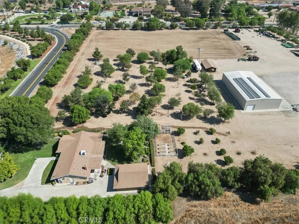 25210 California Hemet, CA 92545