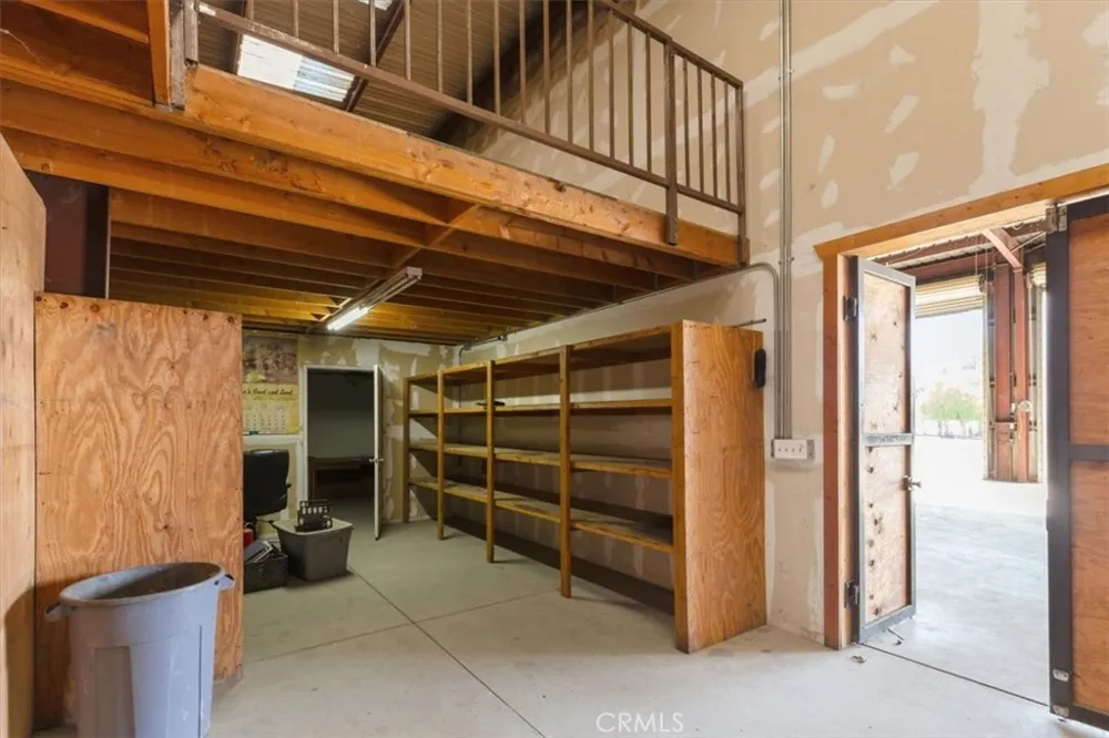 25210 California Hemet, CA 92545