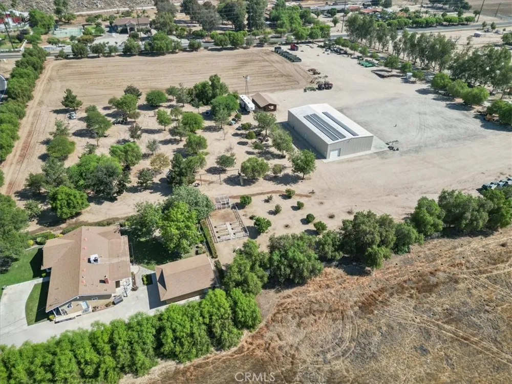 25210 California Hemet, CA 92545