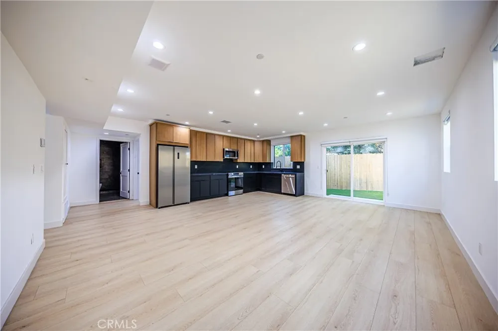 1021 Citrus Avenue #2 Los Angeles, CA 90019