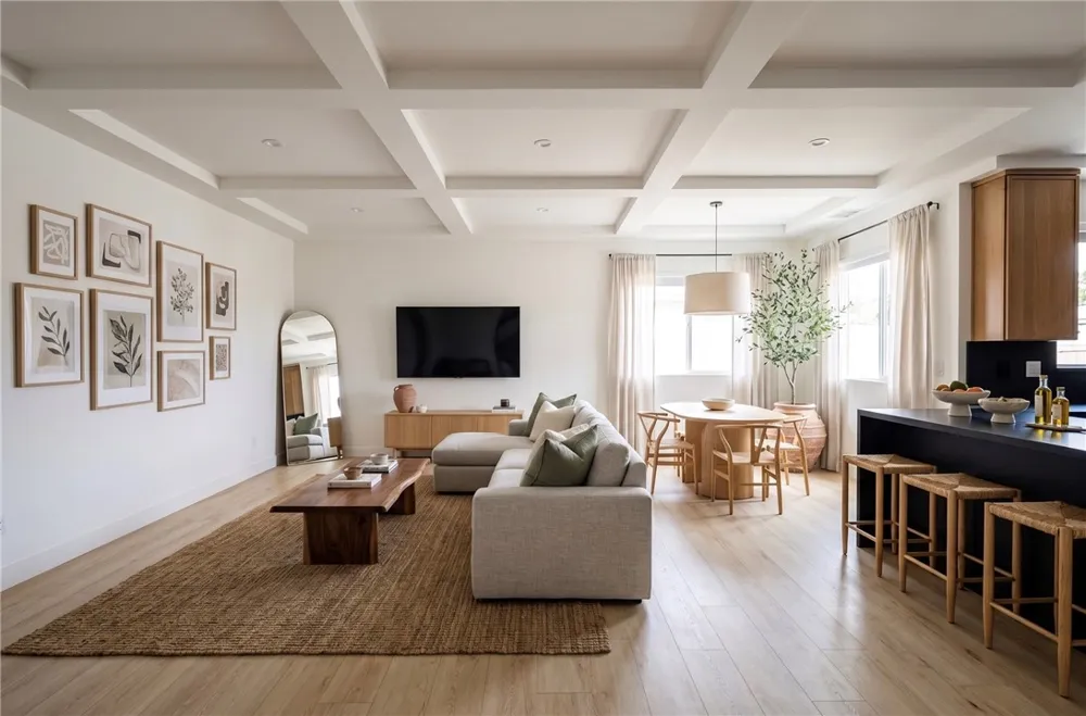 1021 Citrus Avenue #2 Los Angeles, CA 90019
