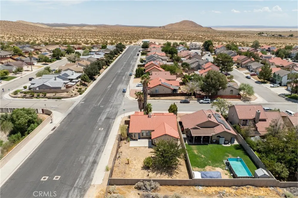 3581 Fernwood Rosamond, CA 93560