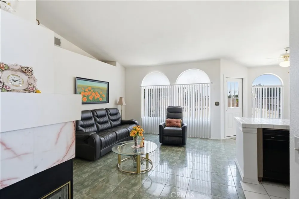 3581 Fernwood Rosamond, CA 93560