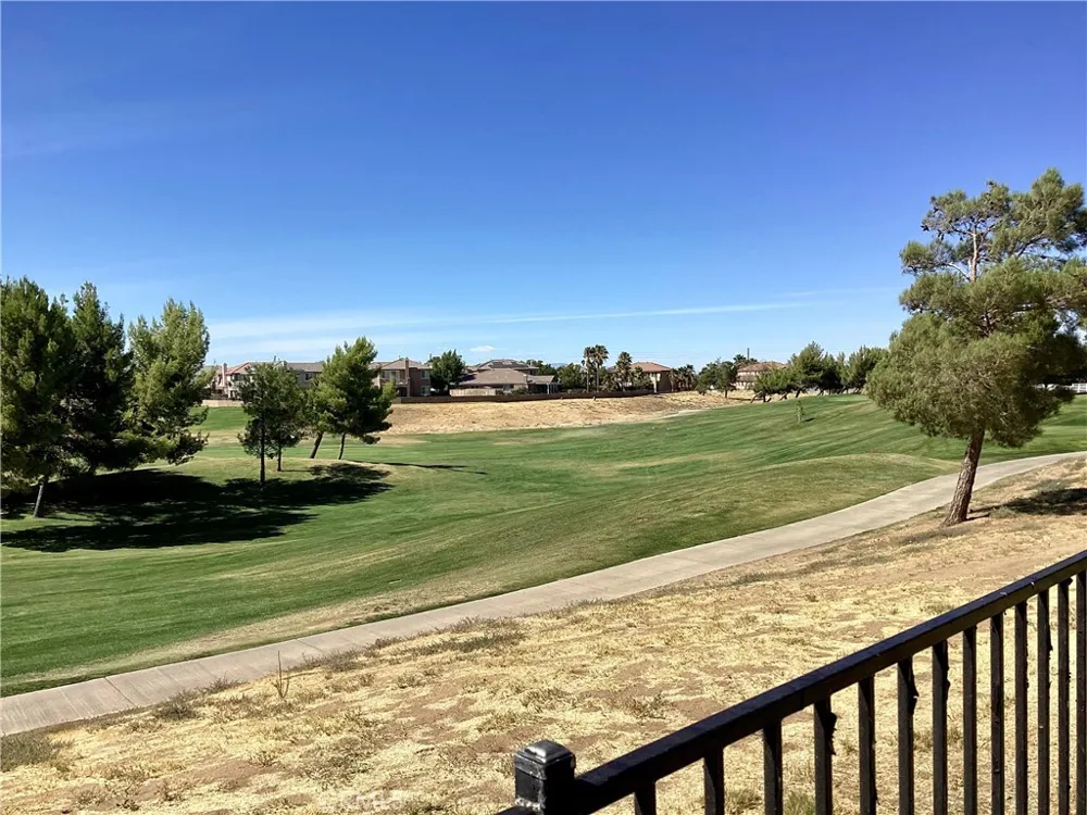 3643 Mountain Shadows Court Palmdale, CA 93551
