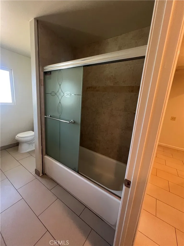 44558 Stanridge Avenue Lancaster, CA 93535