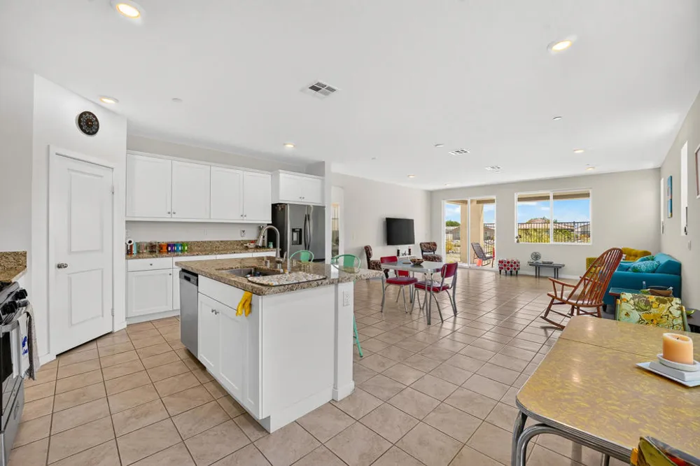 11603 S Crescent Street Desert Hot Springs, CA 92240