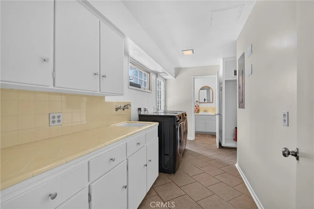 636 E Mariposa Redlands, CA 92373