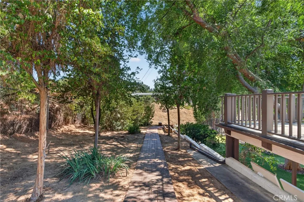 636 E Mariposa Redlands, CA 92373