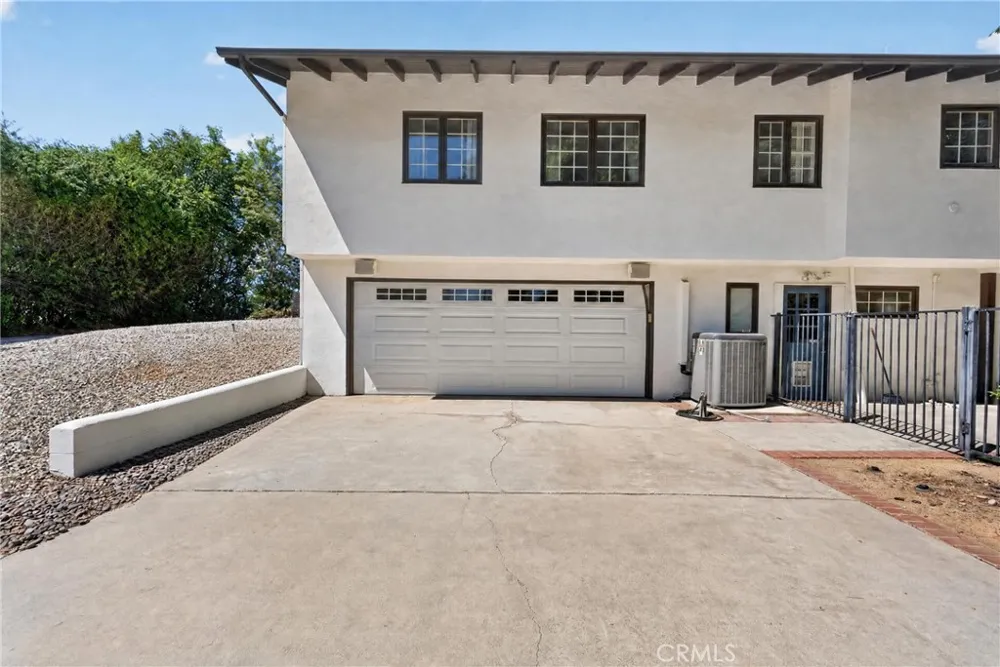 636 E Mariposa Redlands, CA 92373