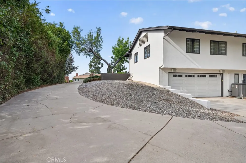 636 E Mariposa Redlands, CA 92373