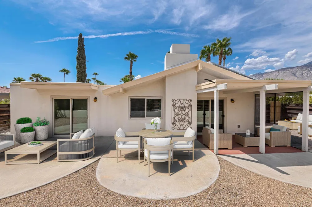 1350 E Gem Circle Palm Springs, CA 92262