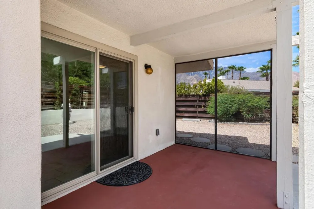 1350 E Gem Circle Palm Springs, CA 92262