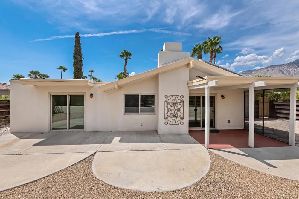 1350 E Gem Circle Palm Springs, CA 92262