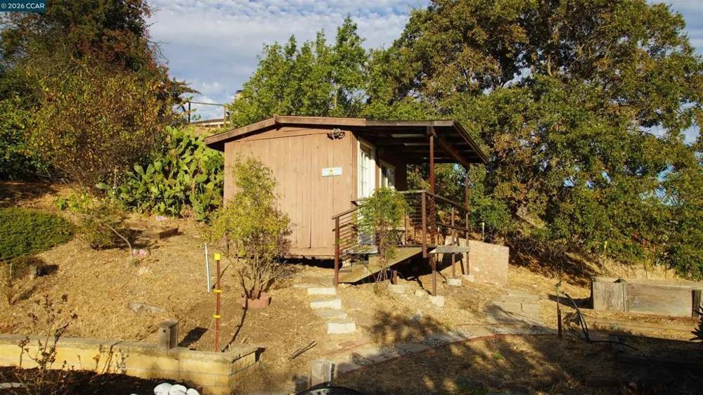 2531 Moraga Dr Pinole, CA 94564