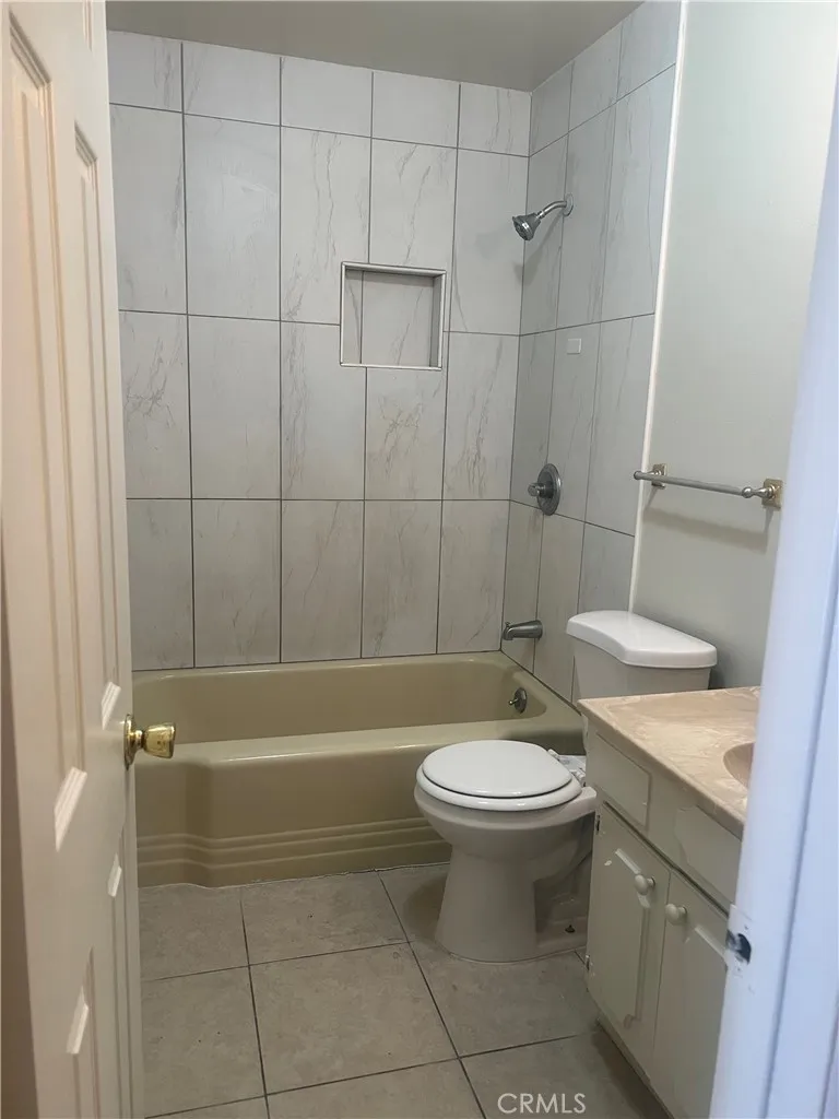 44302 Kirkland Avenue Lancaster, CA 93535