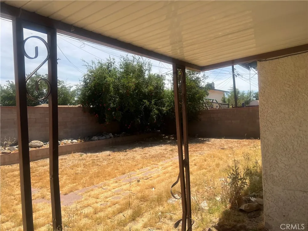 44302 Kirkland Avenue Lancaster, CA 93535