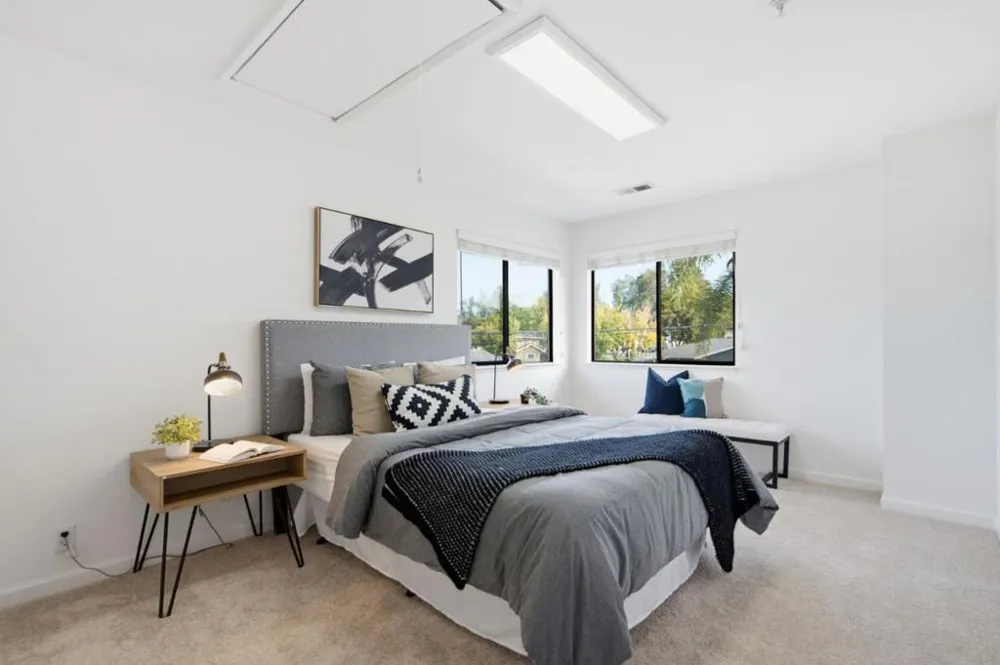 1035 Lorne Way Sunnyvale, CA 94087