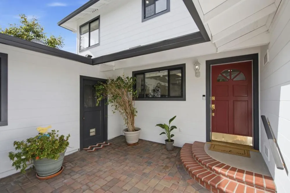 1035 Lorne Way Sunnyvale, CA 94087