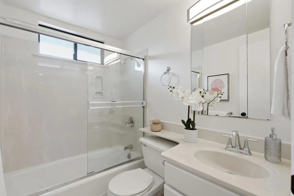 1035 Lorne Way Sunnyvale, CA 94087