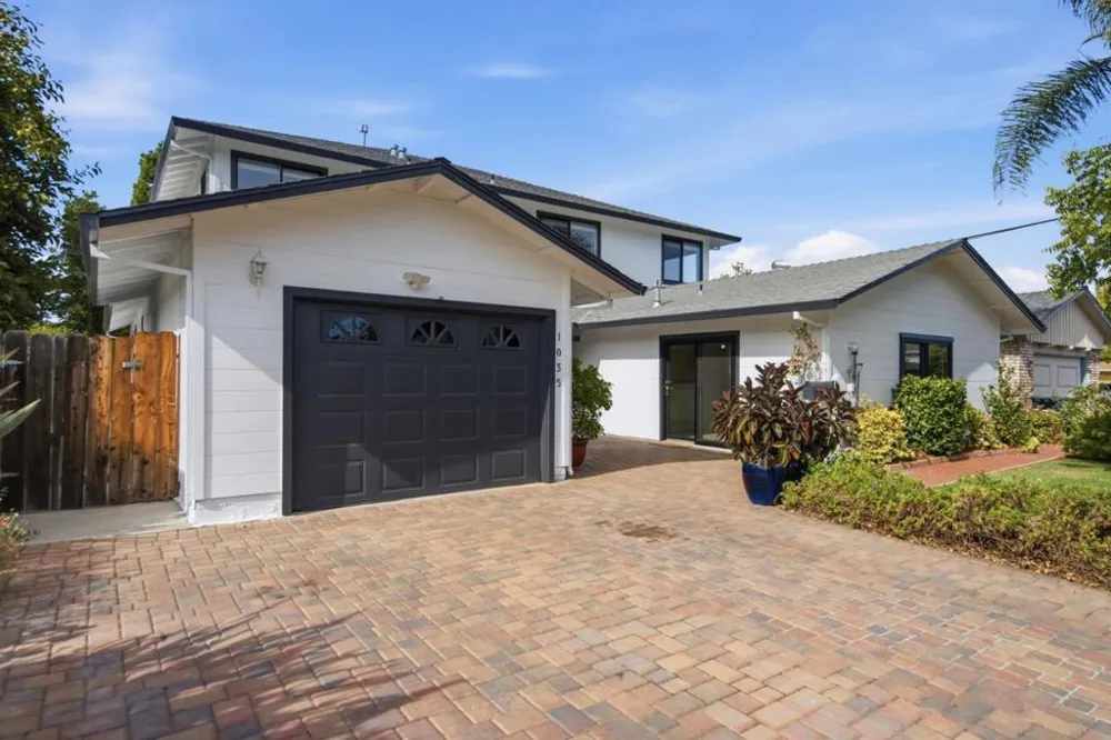 1035 Lorne Way Sunnyvale, CA 94087