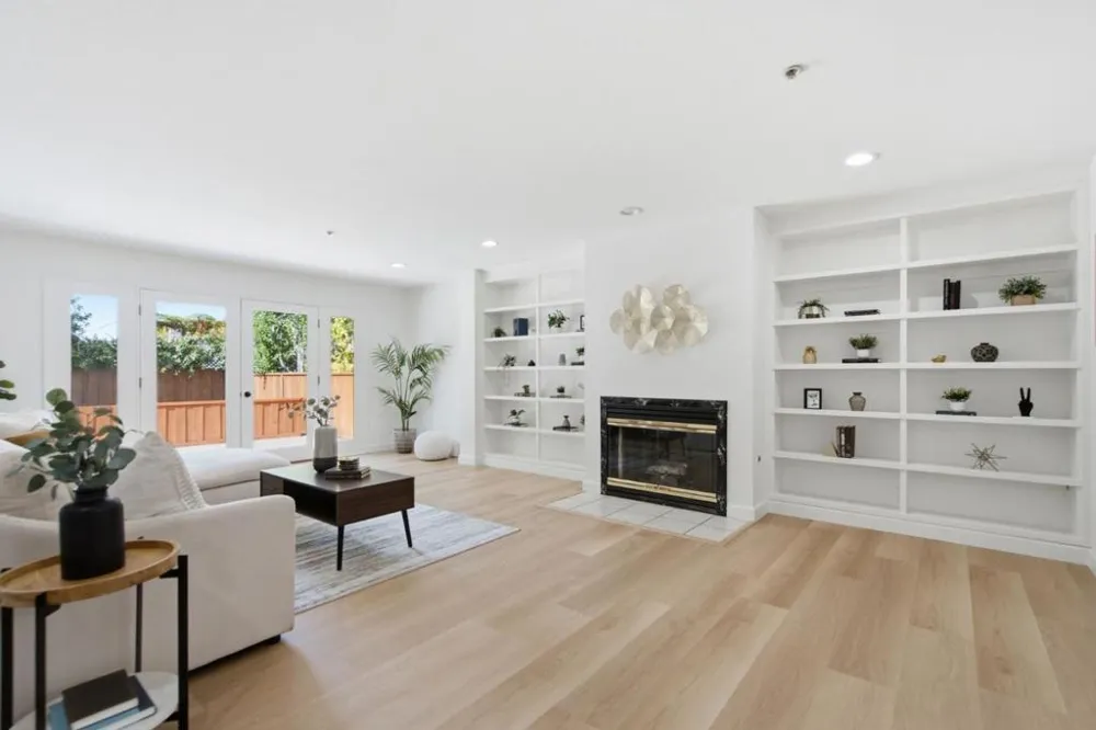 1035 Lorne Way Sunnyvale, CA 94087