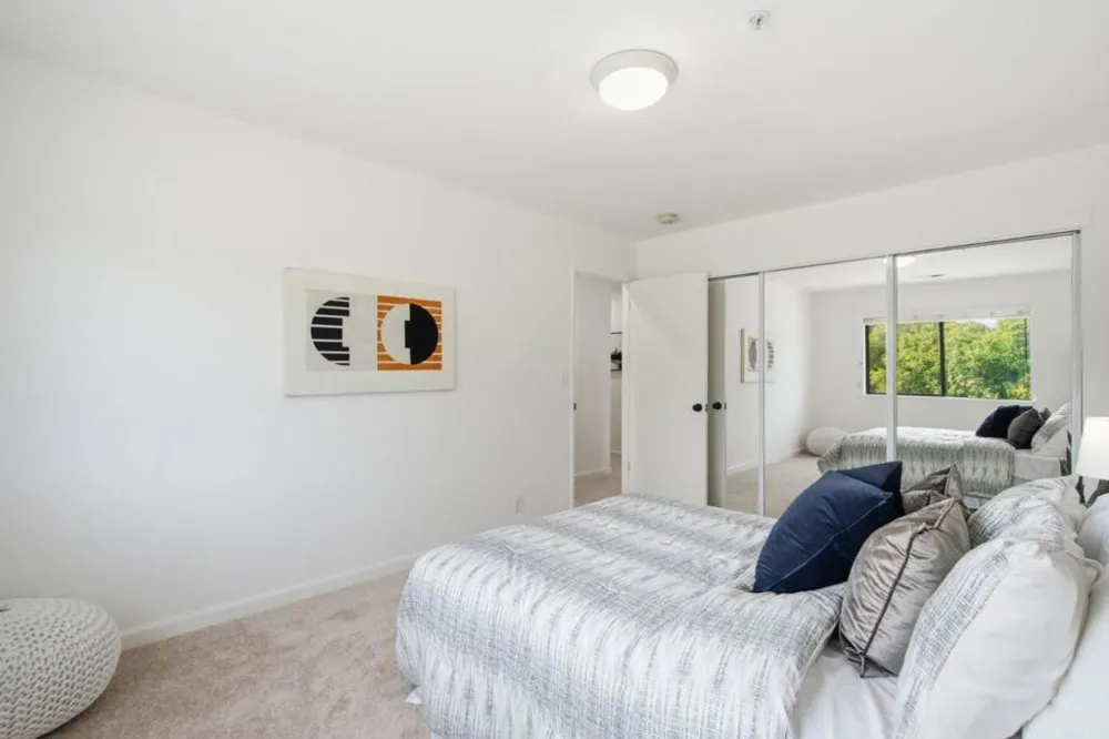 1035 Lorne Way Sunnyvale, CA 94087