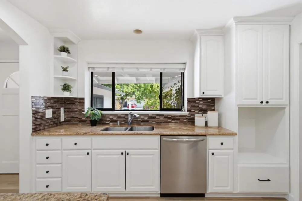 1035 Lorne Way Sunnyvale, CA 94087