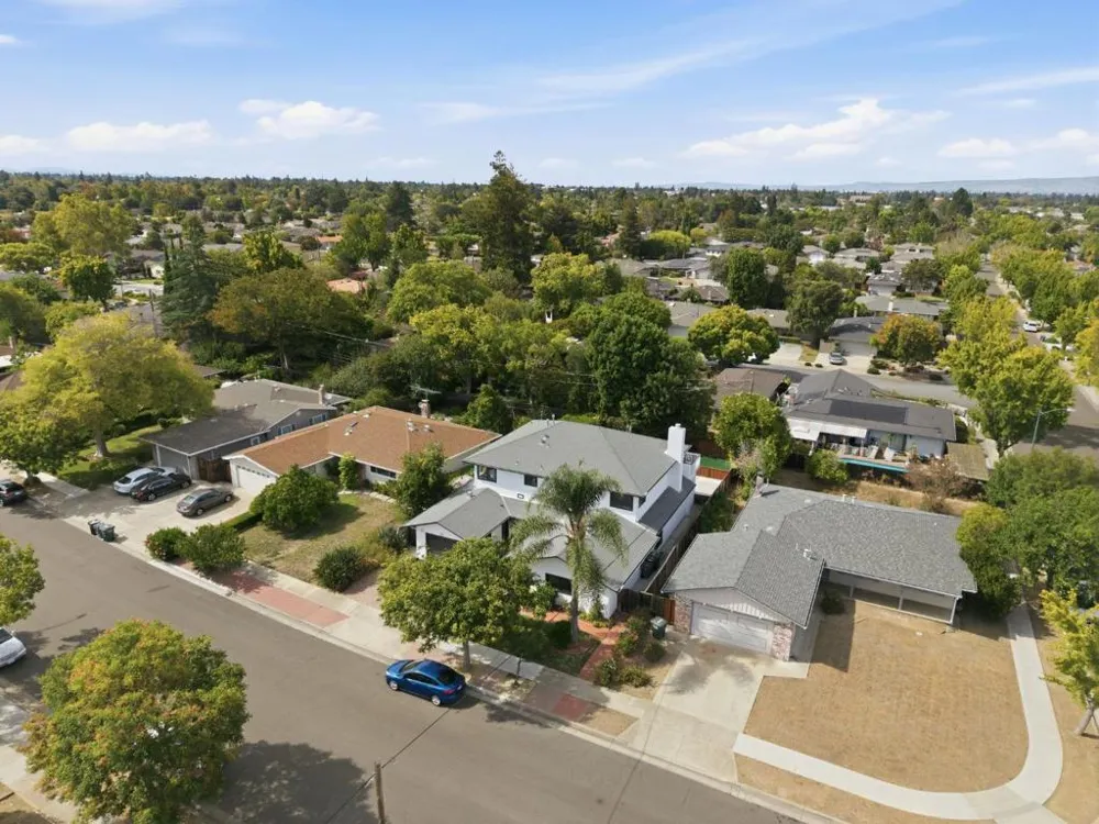 1035 Lorne Way Sunnyvale, CA 94087