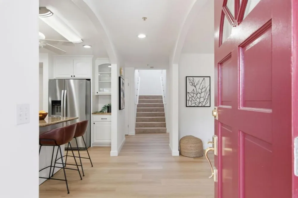 1035 Lorne Way Sunnyvale, CA 94087