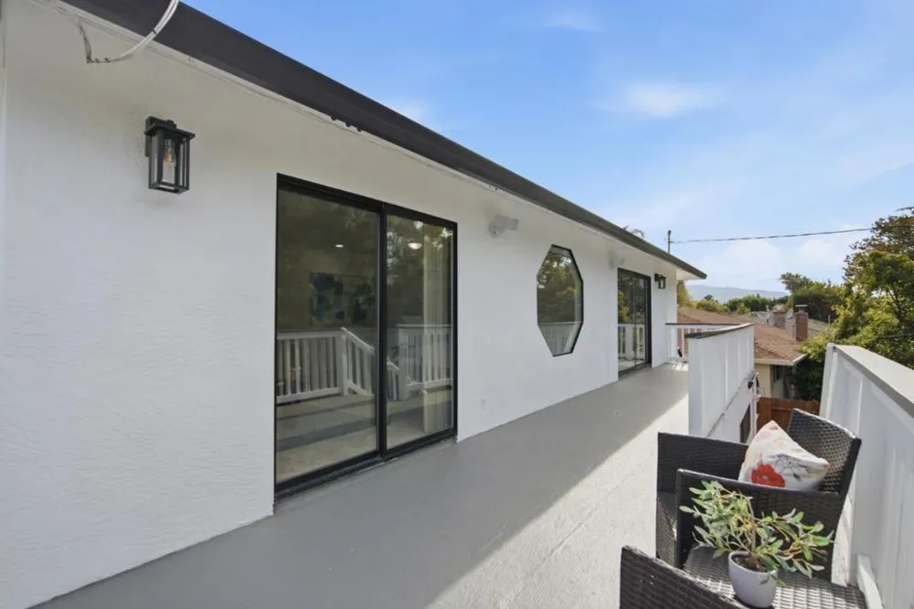 1035 Lorne Way Sunnyvale, CA 94087