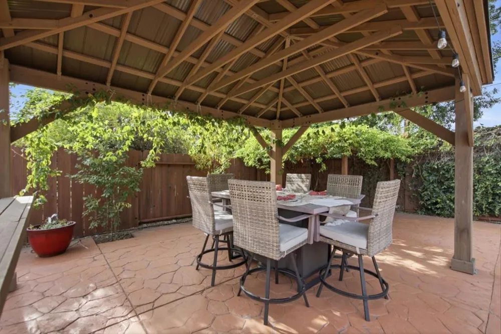 1035 Lorne Way Sunnyvale, CA 94087