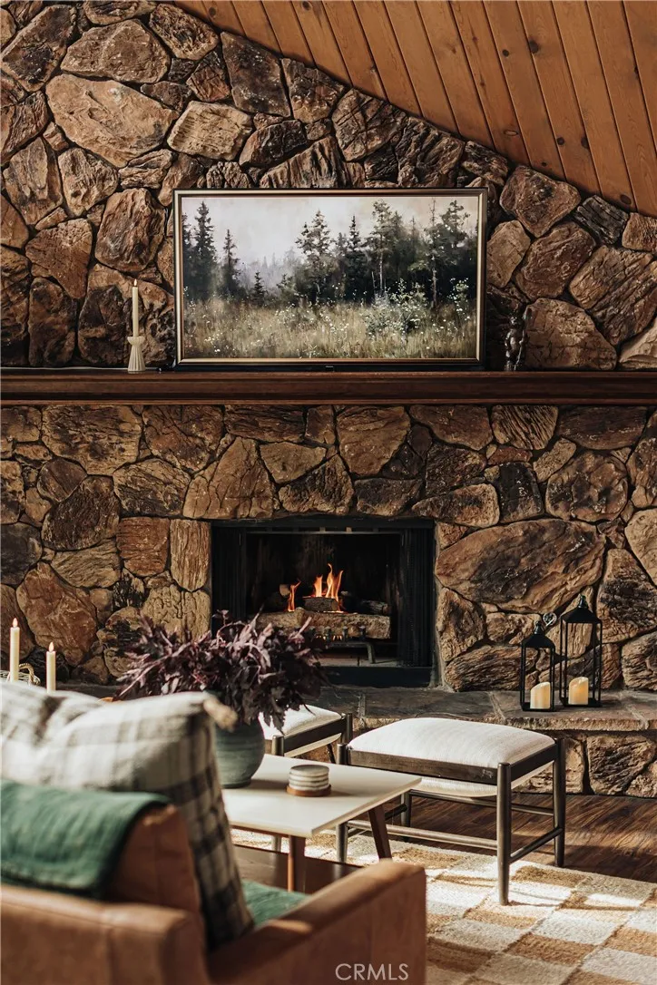 217 Old Toll Lake Arrowhead, CA 92352