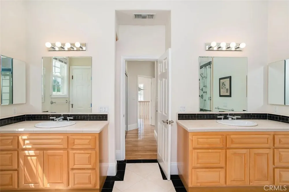 635 Bungalow Drive El Segundo, CA 90245