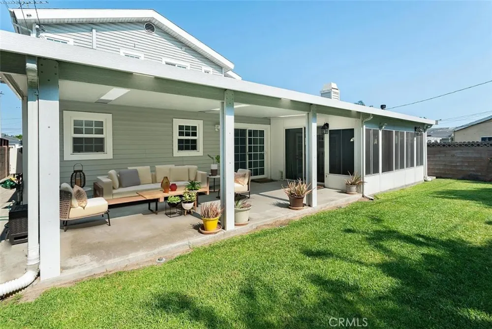 635 Bungalow Drive El Segundo, CA 90245