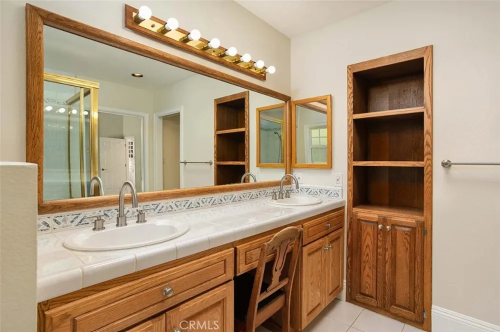 635 Bungalow Drive El Segundo, CA 90245