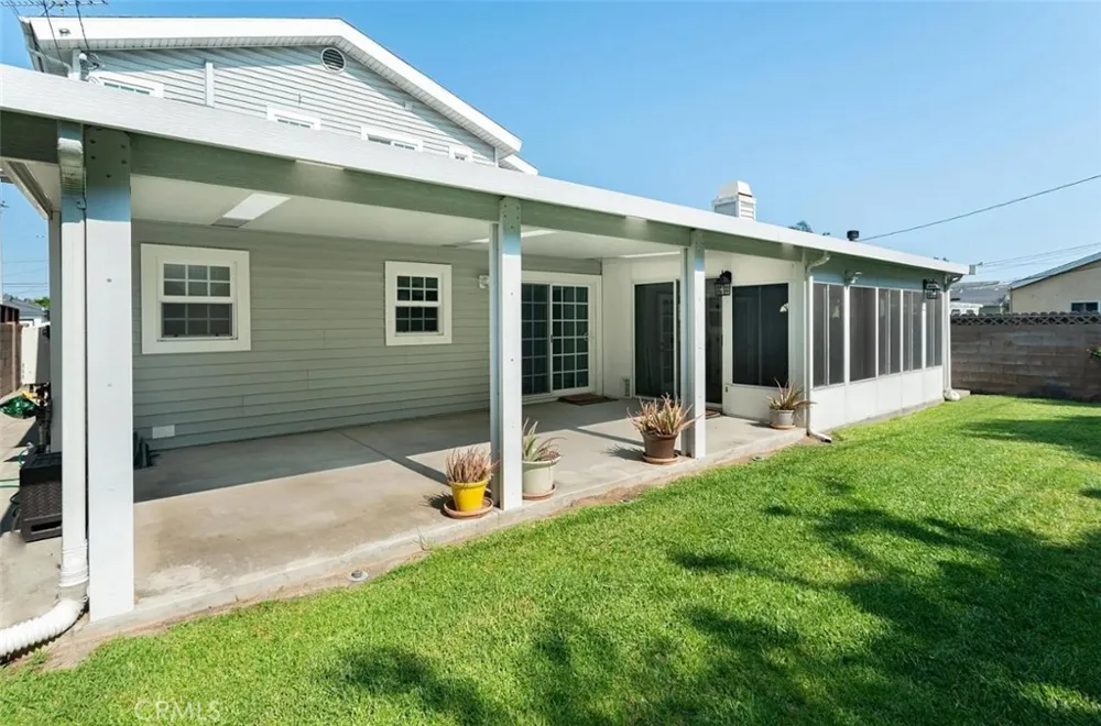 635 Bungalow Drive El Segundo, CA 90245