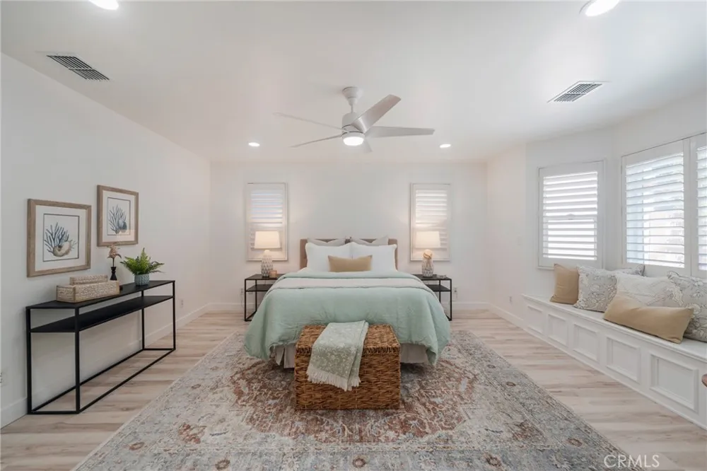 5157 E Harco Long Beach, CA 90808