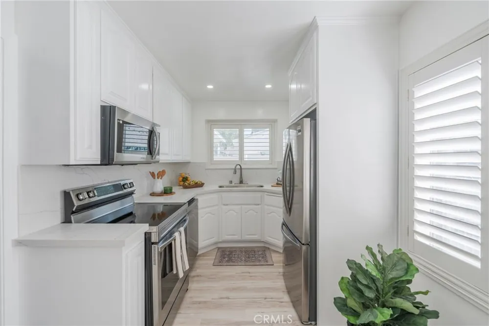 5157 E Harco Long Beach, CA 90808