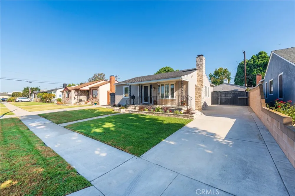 5157 E Harco Long Beach, CA 90808