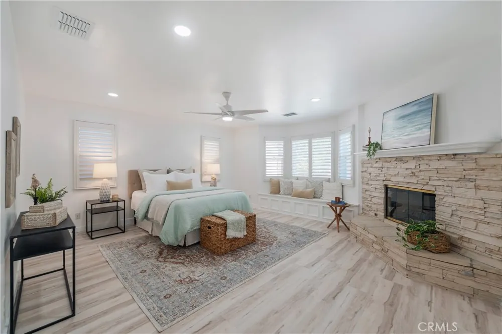5157 E Harco Long Beach, CA 90808